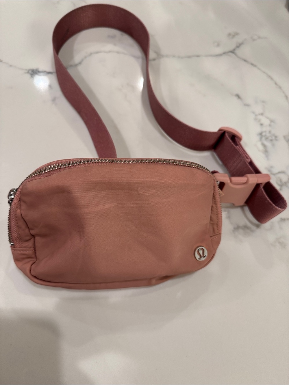lululemon athletica Dusty Rose Belt Bag - Picture 3 of 5